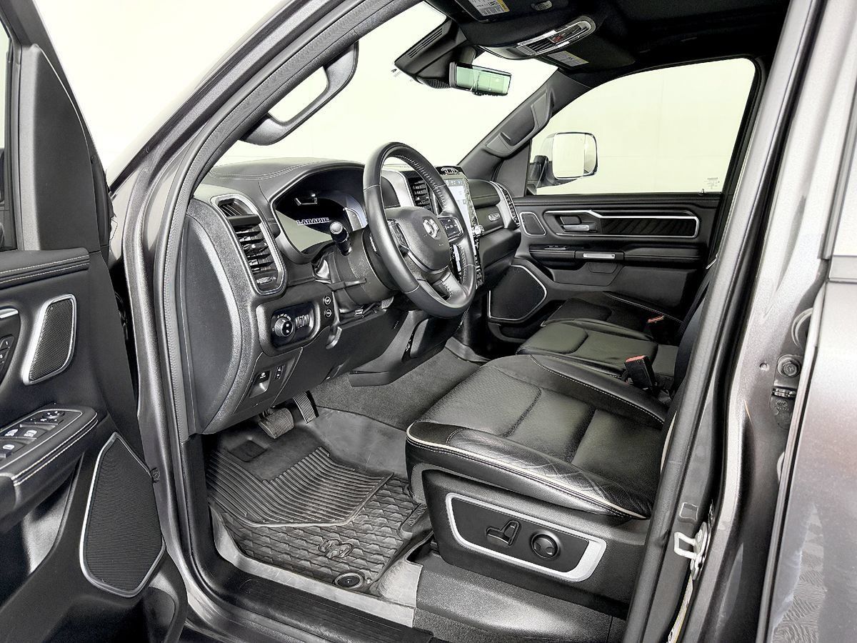 Used 2023 RAM 1500 Laramie AWD/4WD image 34