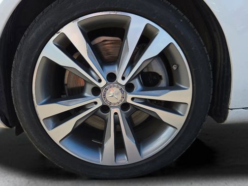 Used 2016 Mercedes-Benz C 300 Sedan image 33