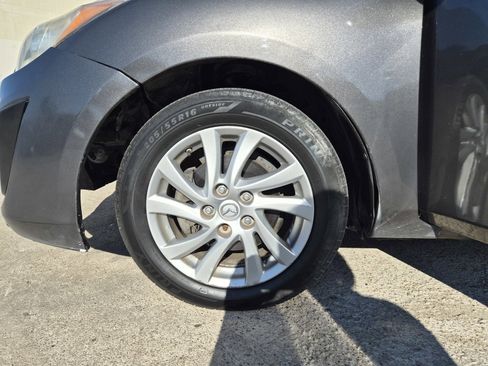 Used 2012 MAZDA MAZDA3 i Touring image 12