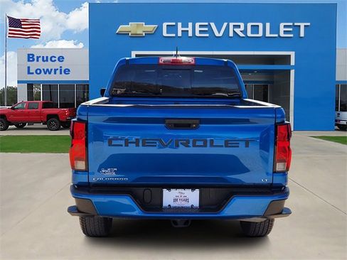 Used 2023 Chevrolet Colorado LT w/ LT Convenience Package image 3