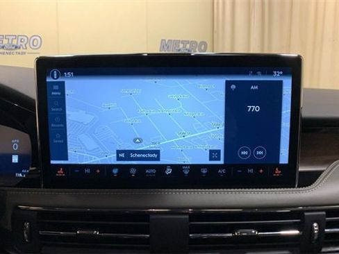 Used 2025 Lincoln Corsair Reserve w/ Equipment Group 202A image 39