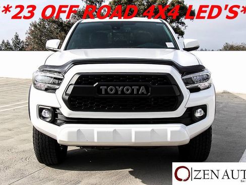 Used 2023 Toyota Tacoma TRD Off-Road image 2