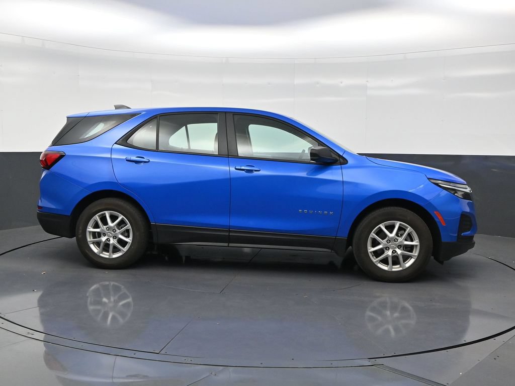 Used 2024 Chevrolet Equinox LS FWD image 6