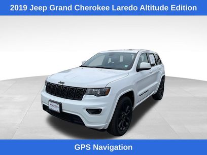 Used 2019 Jeep Grand Cherokee Altitude