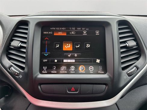 Used 2015 Jeep Cherokee Trailhawk w/ Leather Interior Group image 22