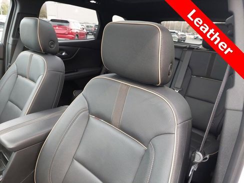 Used 2023 Chevrolet Blazer Premier w/ Driver Confidence II Package image 6