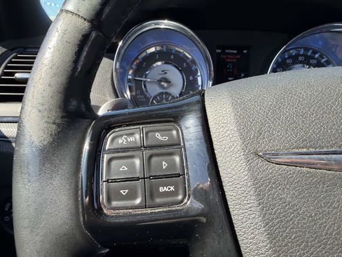Used 2012 Chrysler 300 S image 32