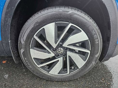 Used 2025 Volkswagen Atlas SEL image 9