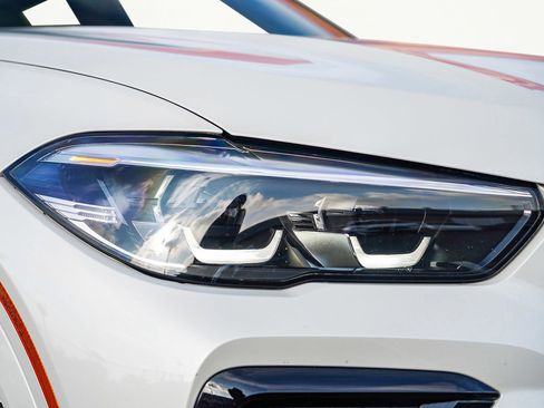 Used 2023 BMW X6 xDrive40i w/ M Sport Package image 2