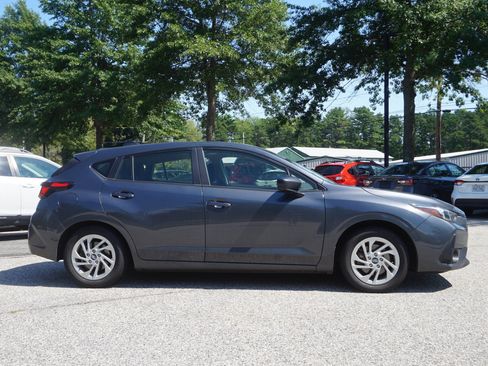 Used 2024 Subaru Impreza 2.0i AWD/4WD image 4