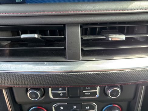 Used 2024 Chevrolet Suburban RST image 25