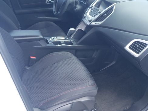 Used 2015 GMC Terrain SLE FWD image 17
