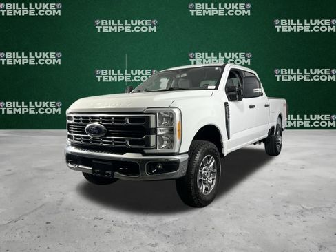 Used 2023 Ford F250 XLT w/ FX4 Off-Road Package image 3