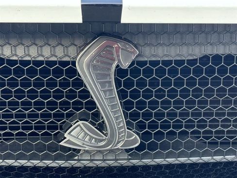 Used 2022 Ford Mustang Shelby GT500 w/ Technology Package image 9