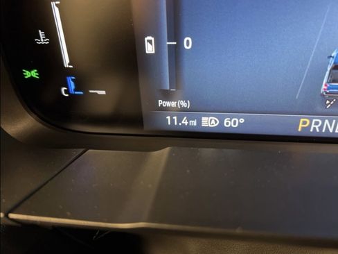 New 2025 Ford Maverick XL image 21