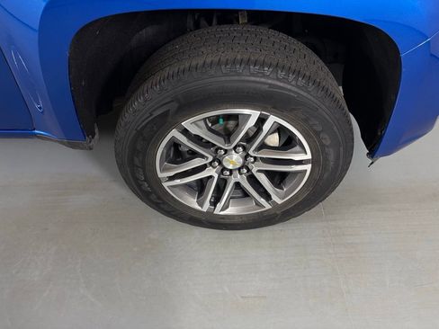 Used 2022 Chevrolet Colorado W/T w/ Custom Special Edition image 13