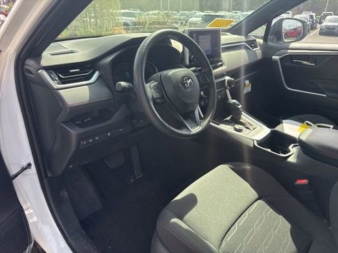 Used 2023 Toyota RAV4 SE w/ Weather & Moonroof Package image 14