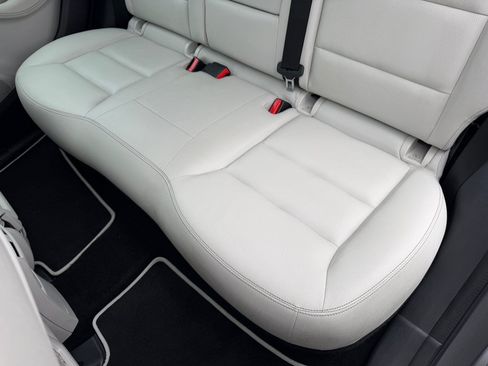 Used 2017 Mercedes-Benz B 250e image 40