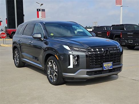 Used 2023 Hyundai Palisade Limited image 8