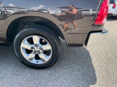 Used 2017 RAM 1500 Big Horn RWD image 8