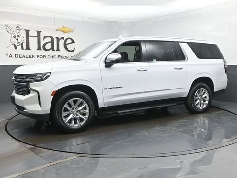 Used 2023 Chevrolet Suburban Premier image 35