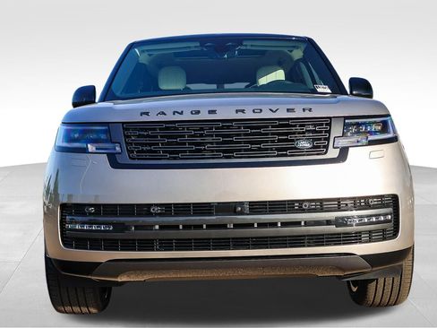 New 2026 Land Rover Range Rover Long Wheelbase SE image 2