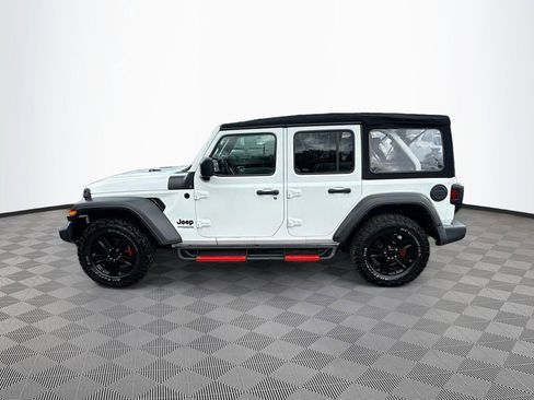 Used 2022 Jeep Wrangler Unlimited Sport AWD/4WD image 9