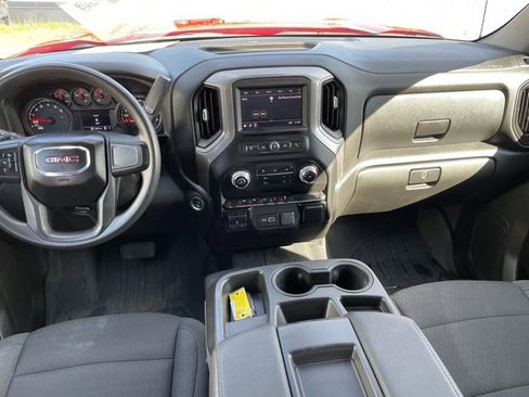 Used 2023 GMC Sierra 1500 Pro w/ Convenience Package image 3
