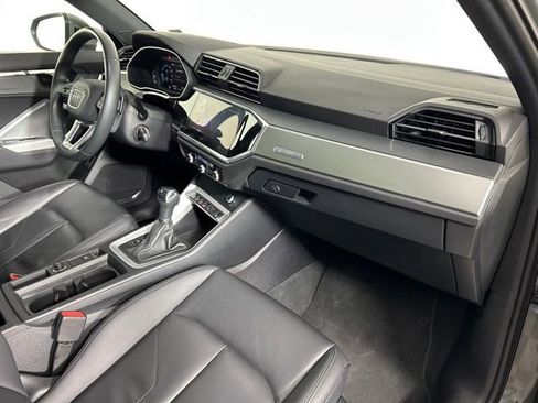 Used 2025 Audi Q3 2.0T Premium AWD/4WD image 10