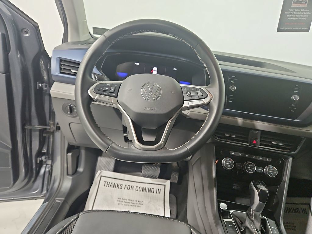 Used 2024 Volkswagen Taos SE FWD image 13
