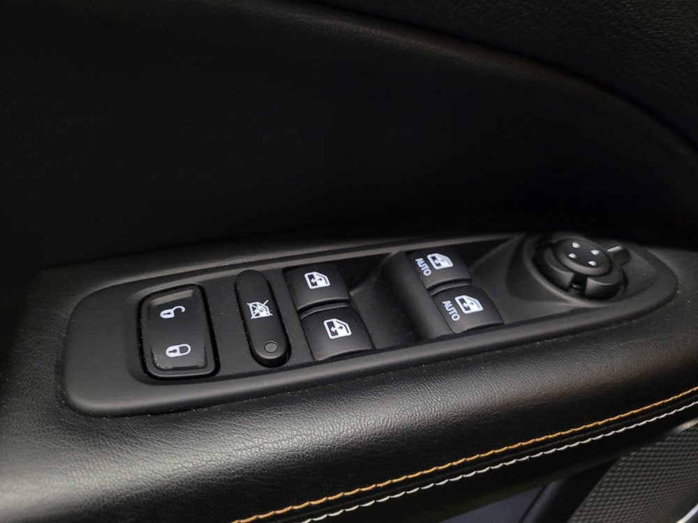 Used 2019 Jeep Compass Latitude w/ Cold Weather Group AWD/4WD image 27
