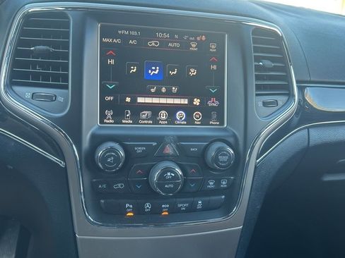 Used 2016 Jeep Grand Cherokee Overland image 9