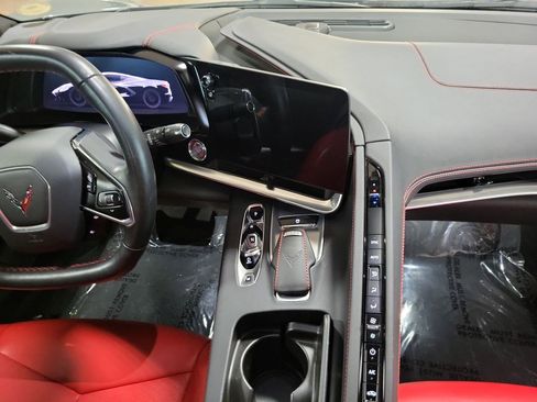 Used 2022 Chevrolet Corvette Stingray Convertible w/ 1LT image 10