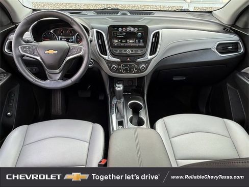 Used 2018 Chevrolet Equinox Premier image 11