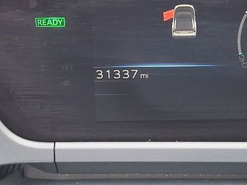 Used 2023 Toyota bZ4X Limited image 24