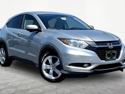 Used 2016 Honda HR-V EX image 3