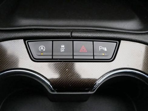 Used 2023 GMC Acadia AT4 image 26