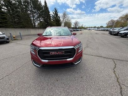 Used 2023 GMC Terrain SLE w/ Driver Convenience Package