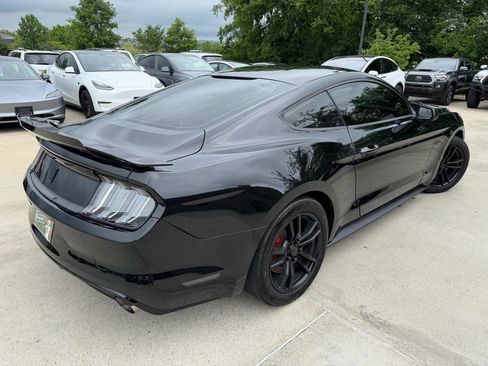 Used 2015 Ford Mustang GT RWD image 5
