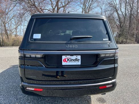 New 2026 Jeep Grand Wagoneer L Limited AWD/4WD image 20