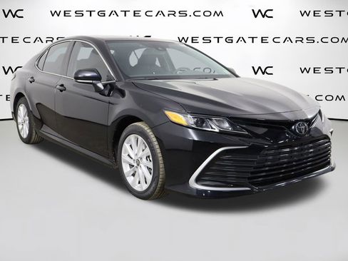 Used 2024 Toyota Camry LE image 38