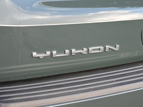 Certified 2026 GMC Yukon AT4 Ultimate AWD/4WD image 23
