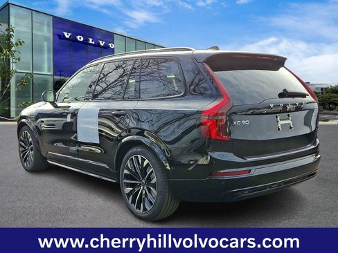 New 2026 Volvo XC90 B6 Ultra w/ Lounge Package image 3