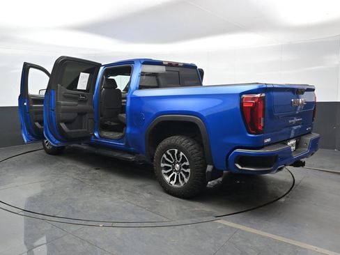 Used 2023 GMC Sierra 1500 AT4 w/ AT4 Premium Package AWD/4WD image 46