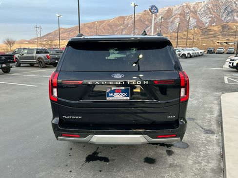 Certified 2025 Ford Expedition Max Platinum image 11