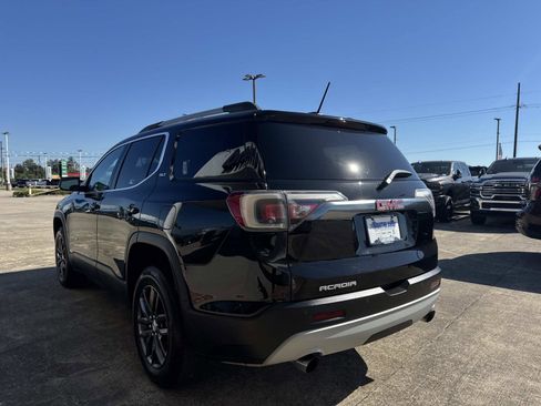 Used 2019 GMC Acadia SLT w/ LPO, Black Accent Package image 5