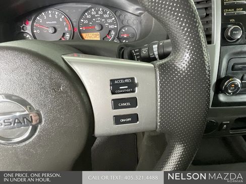 Used 2014 Nissan Frontier SV image 39