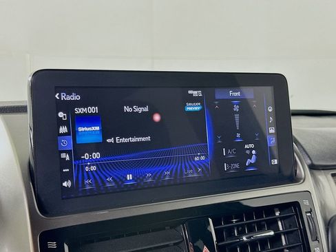 Used 2023 Lexus GX 460 Premium w/ Premium Package image 31