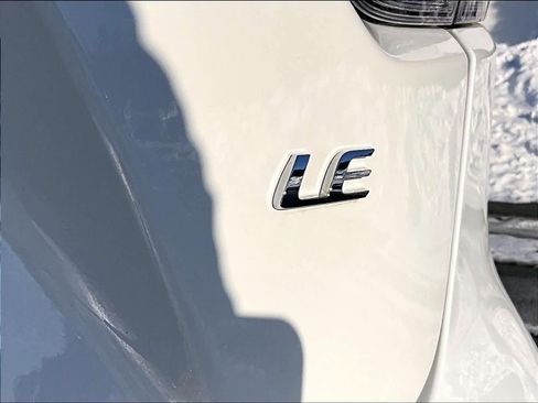 Certified 2025 Toyota Corolla LE image 29