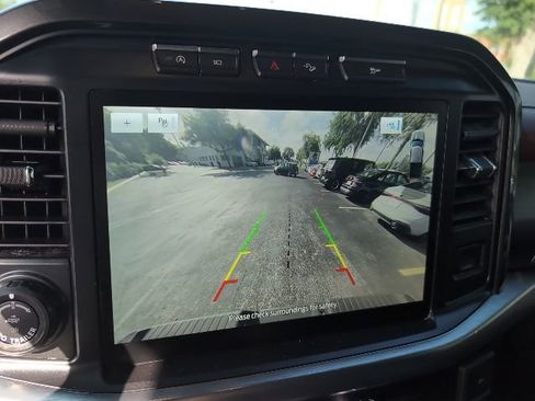 Used 2021 Ford F150 Lariat w/ Equipment Group 502A High AWD/4WD image 18